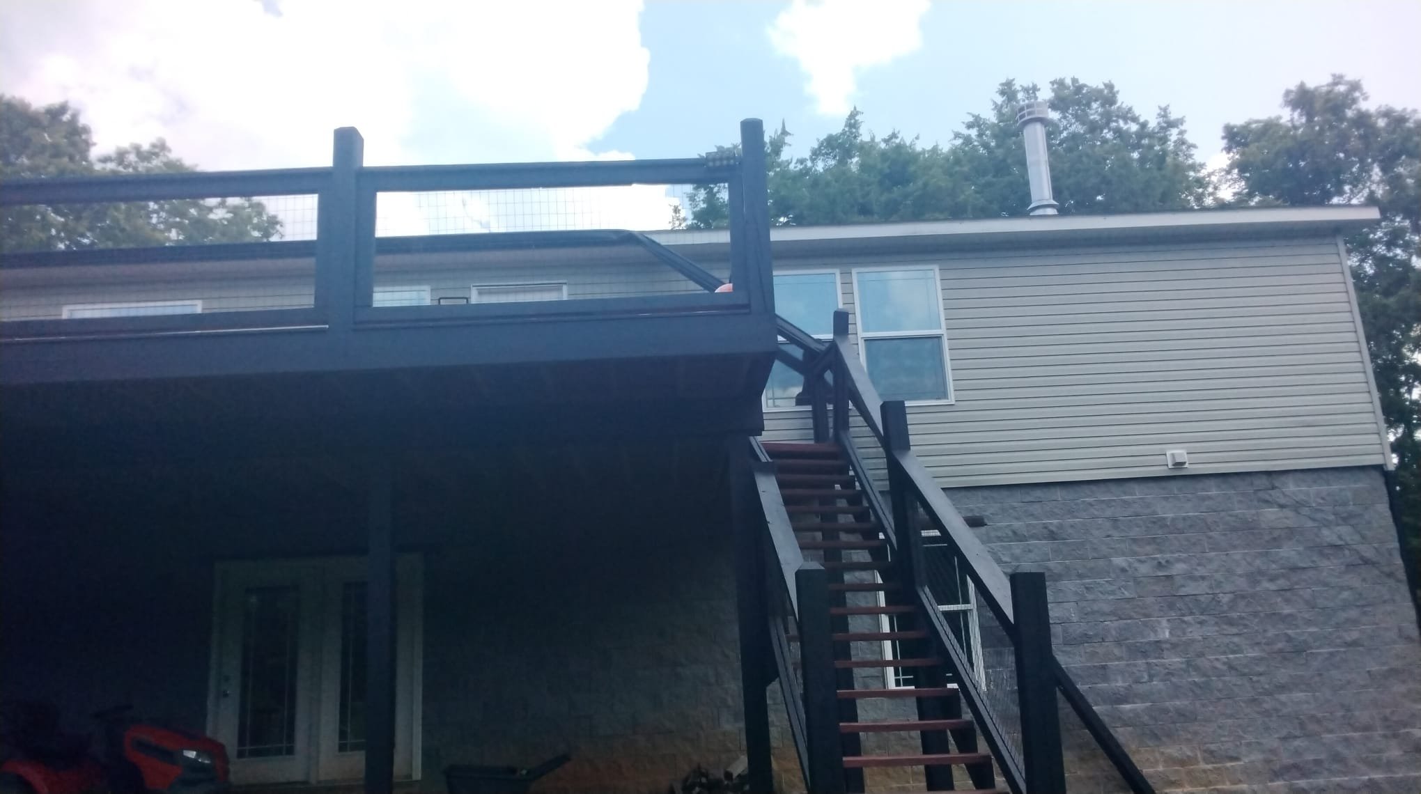 Exterior view of the home before the repair